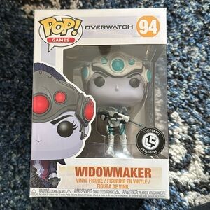 New in Box Overwatch Widowmaker Funko POP 94
Loot crate exclusive